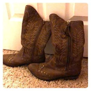 Brown cowboy boots